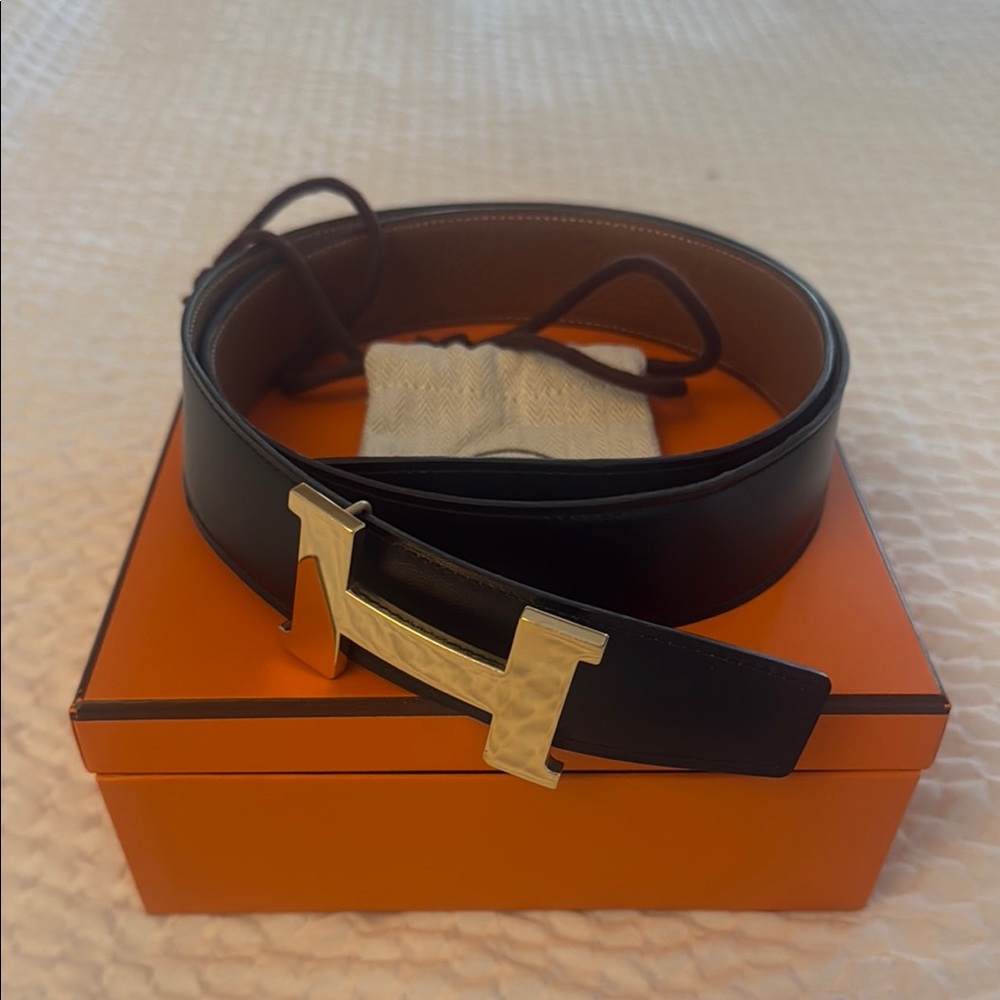 Hermes Black and Brown Luxury reversible Belt.